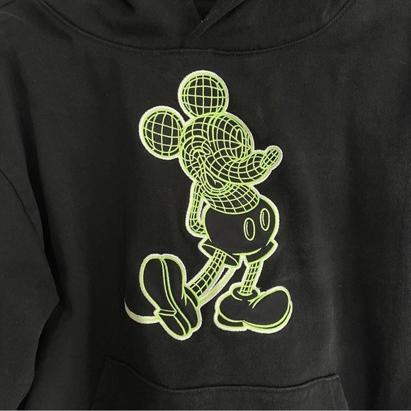 Disney x Faze Mickey Mouse on the Grid Hoodie Black Neon Green Unisex Jacket M - Picture 3 of 11